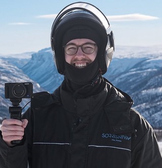 IRL YOUTUBE CHANNEL (VLOGS, NON STREAM CONTENT, CLICK PICTURE)